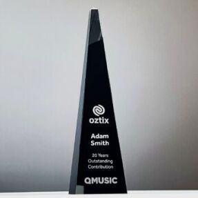 Black Crystal Obelisk Trophy