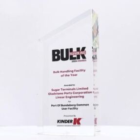 Phoenix Crystal Peak Colour Trophy