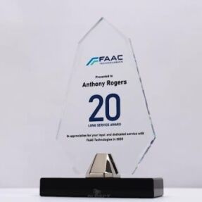 Sentra Glass Colour Trophy